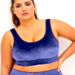 Torrid Lightly Lined Velour Scoop Bralette Bra